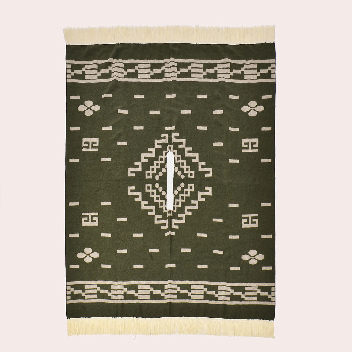 Poncho Noir à Franges