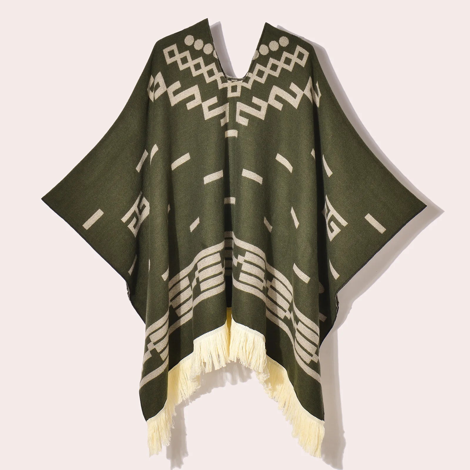 Poncho Noir à Franges