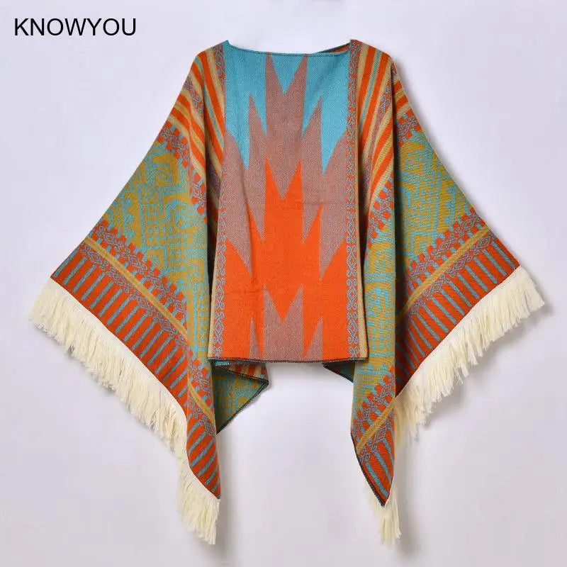 Poncho Noir à Franges