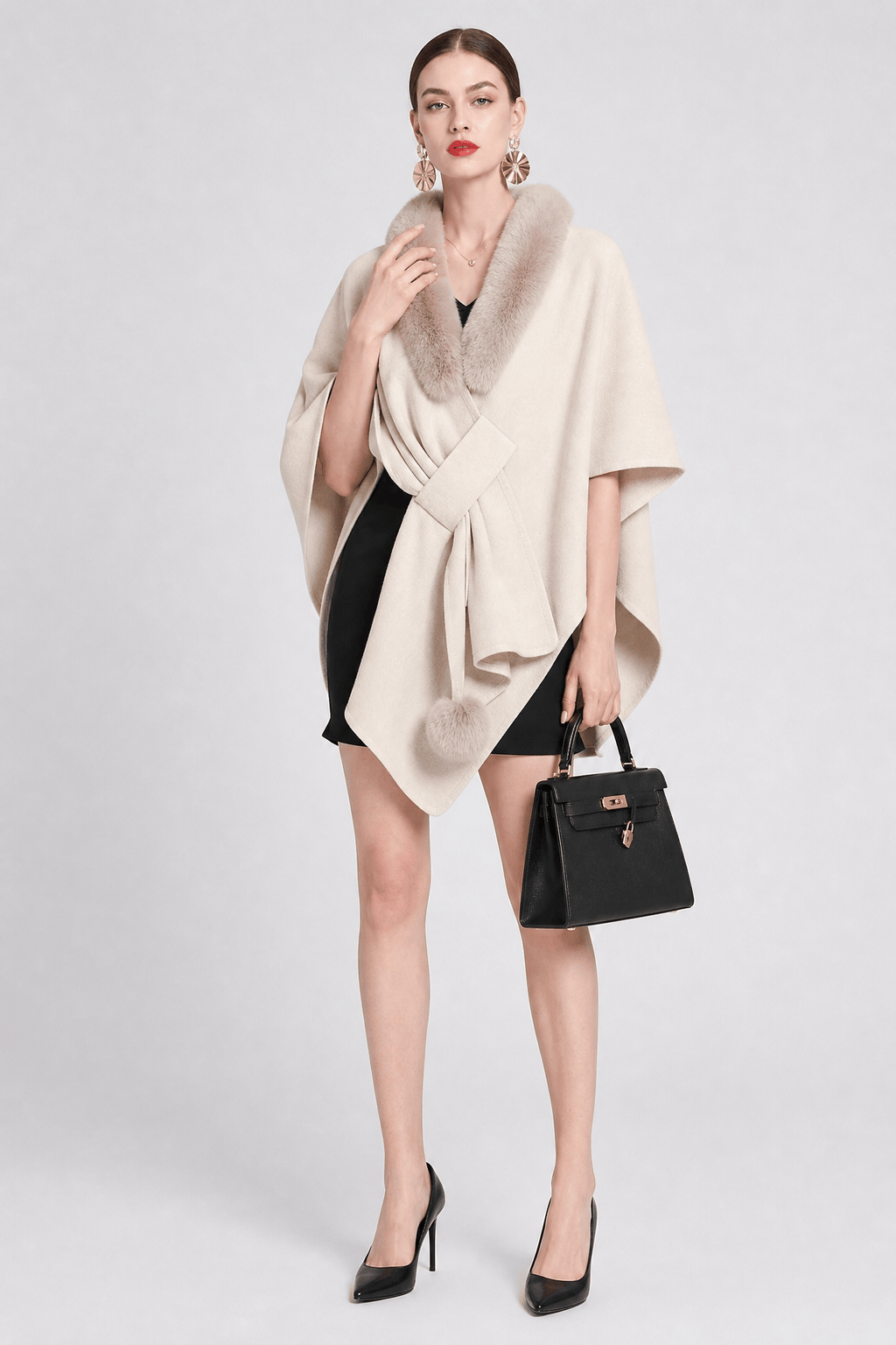 Cape Femme avec Col Fourrure
