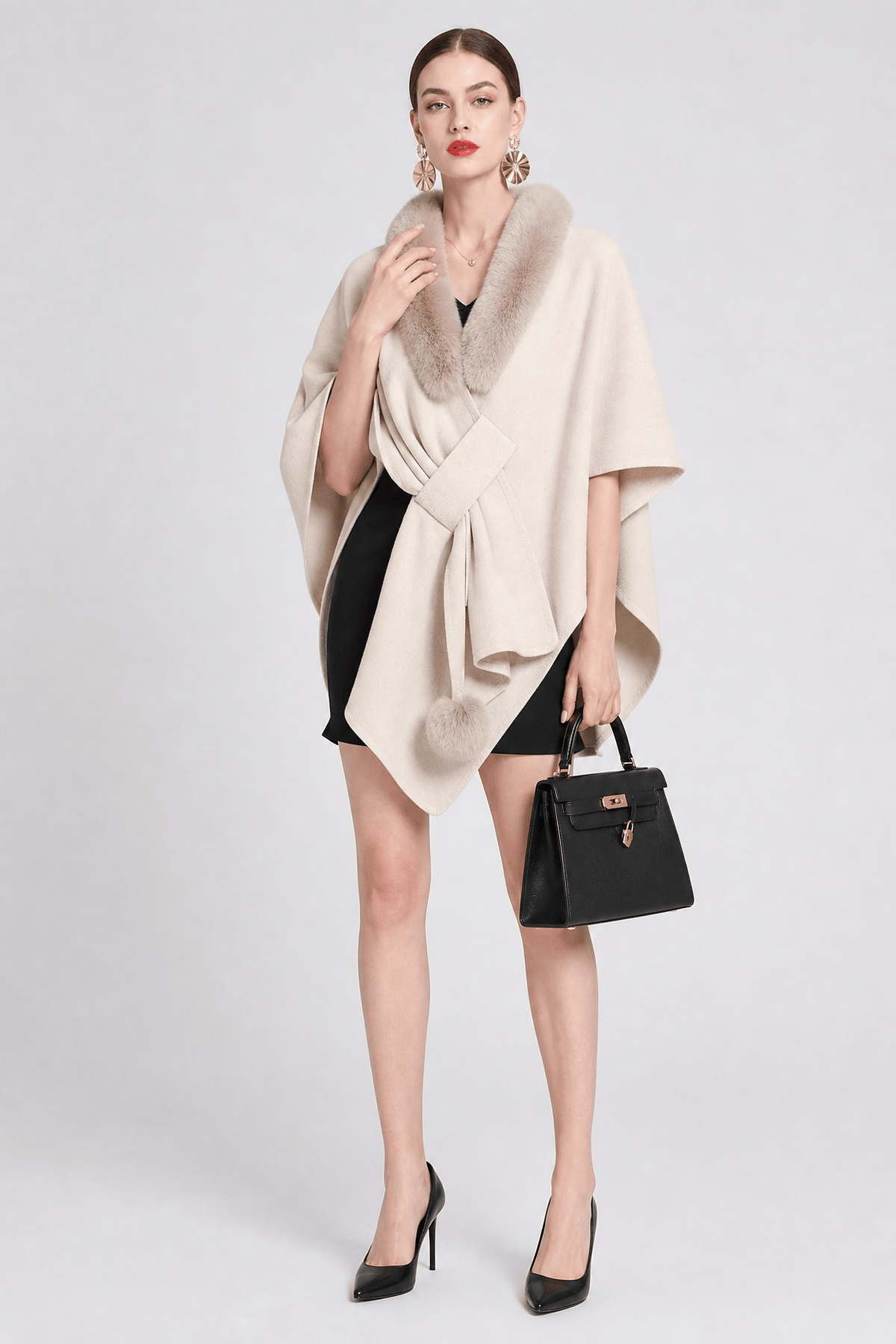Cape Femme avec Col Fourrure