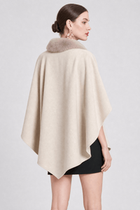Cape Femme avec Col Fourrure