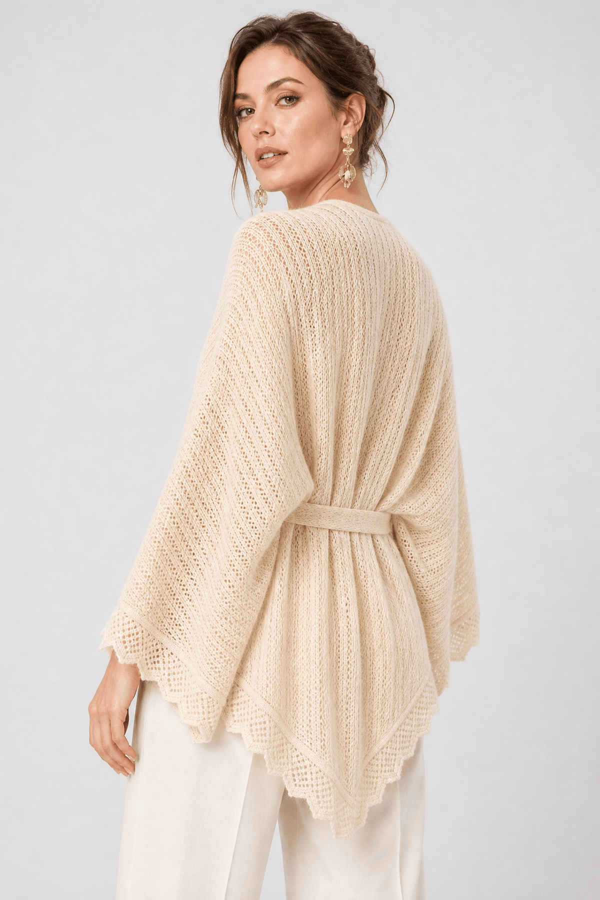 Cape Femme Laine Tricotée