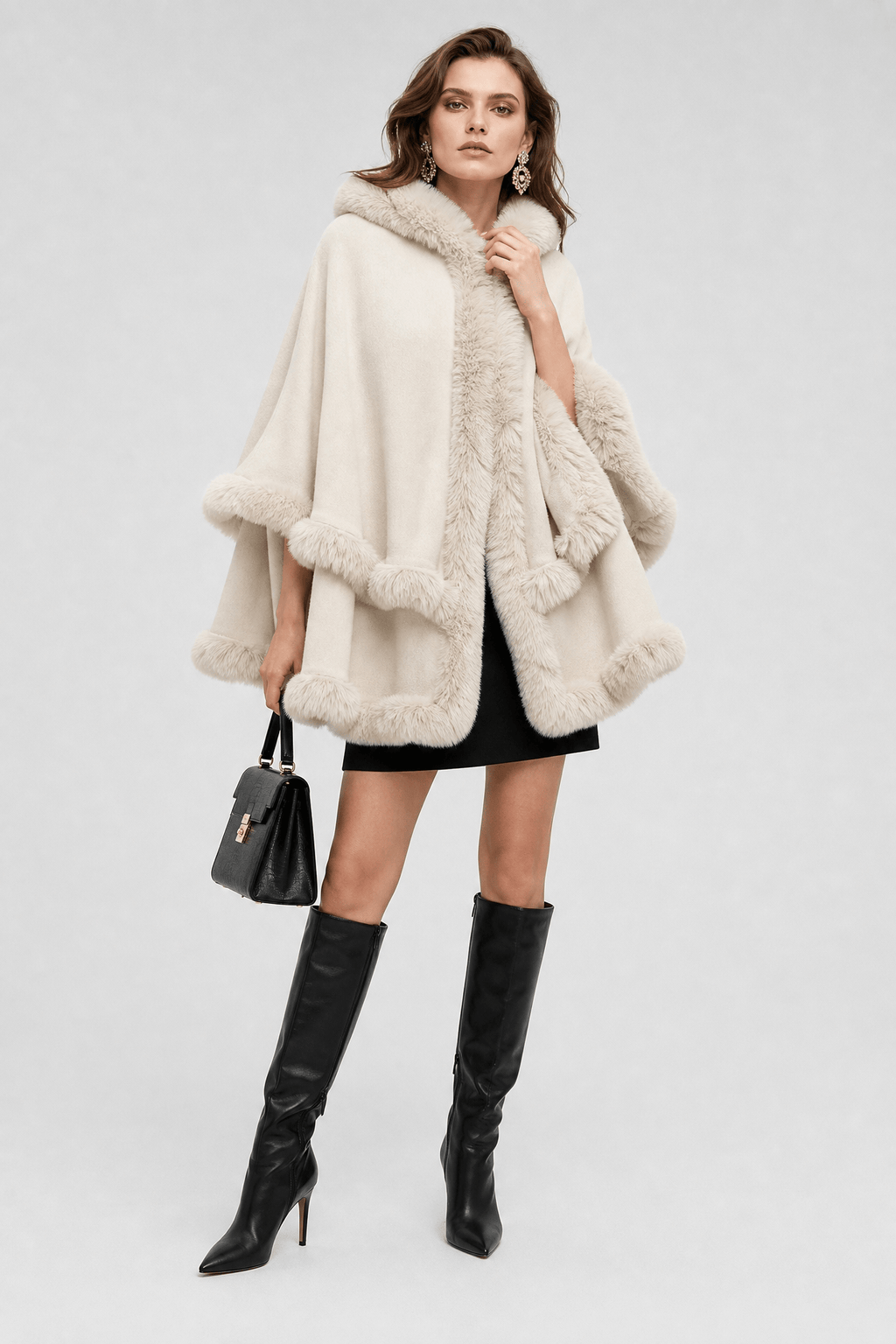 Cape Femme Longue en Laine
