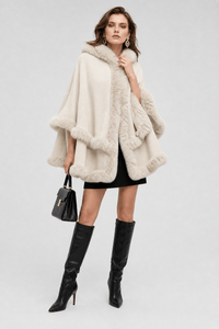Cape Femme Longue en Laine