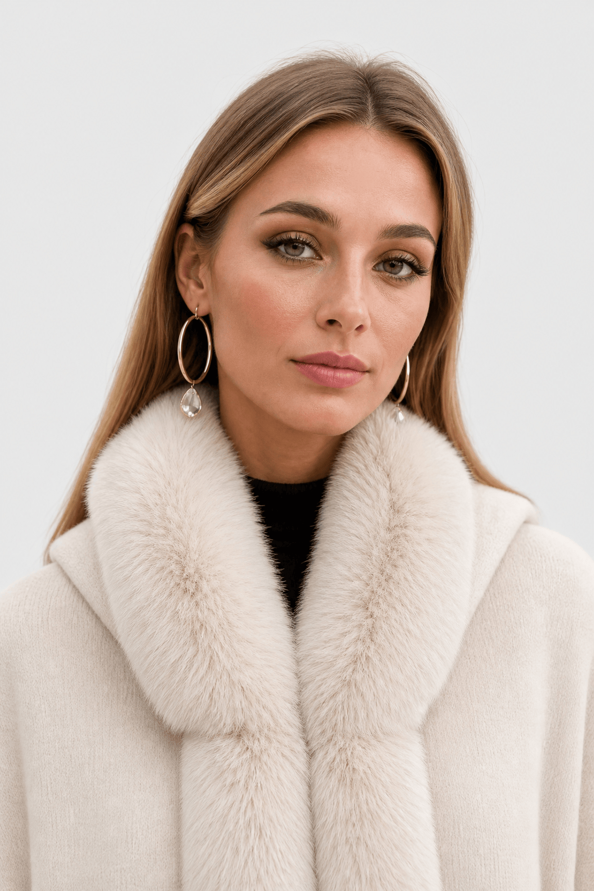 Cape Longue d'Hiver Femme Fourrure