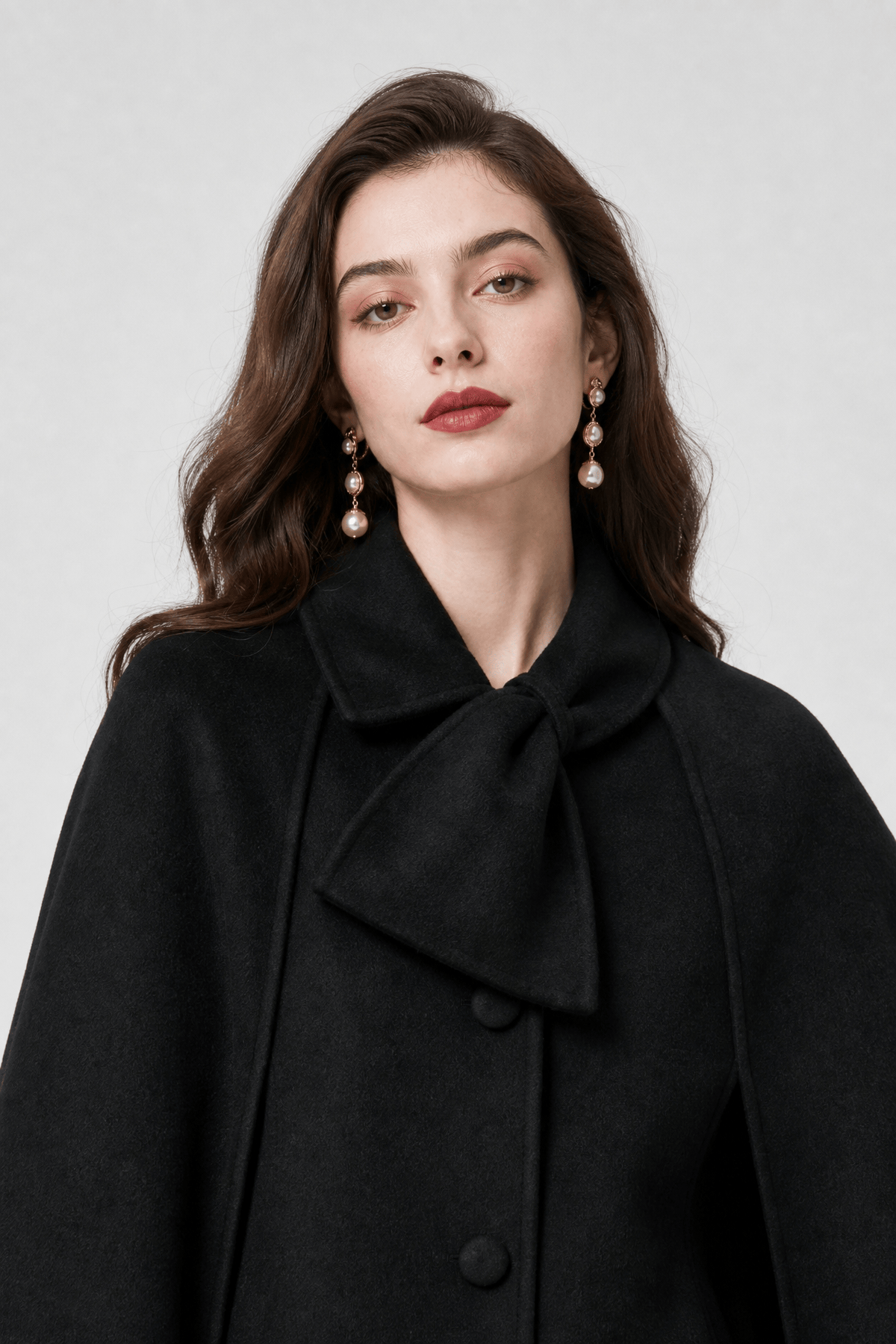 Cape Noire Femme Laine