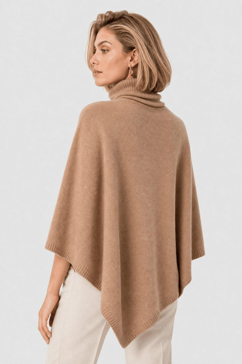 Poncho Col Roulé en Laine