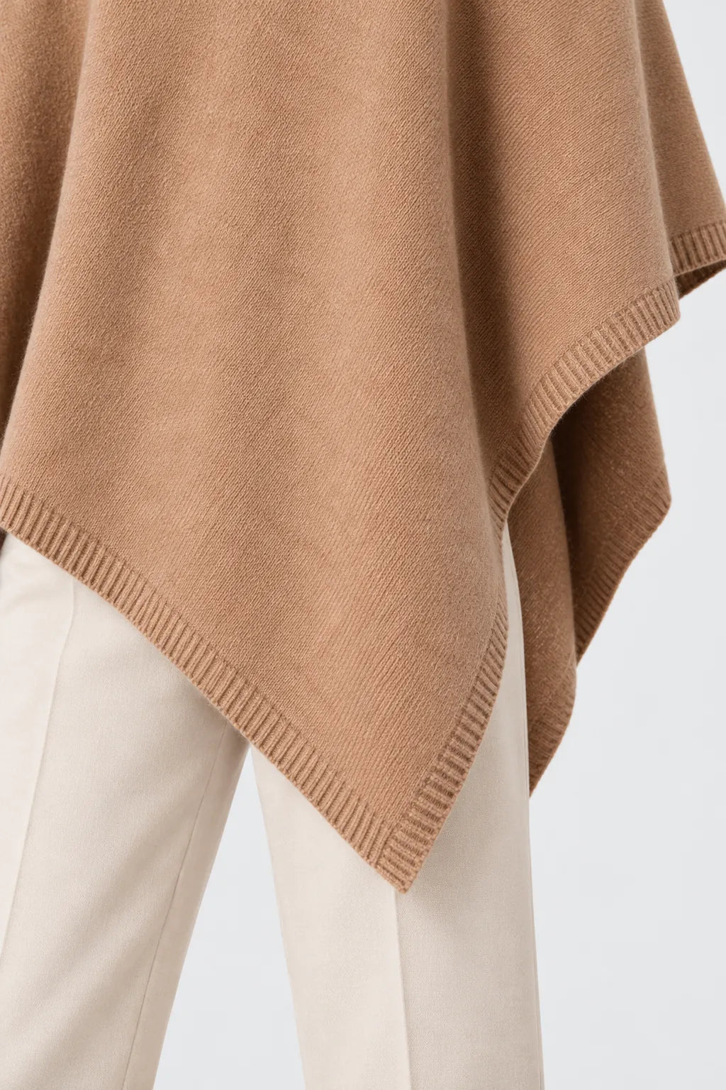 Poncho Col Roulé en Laine