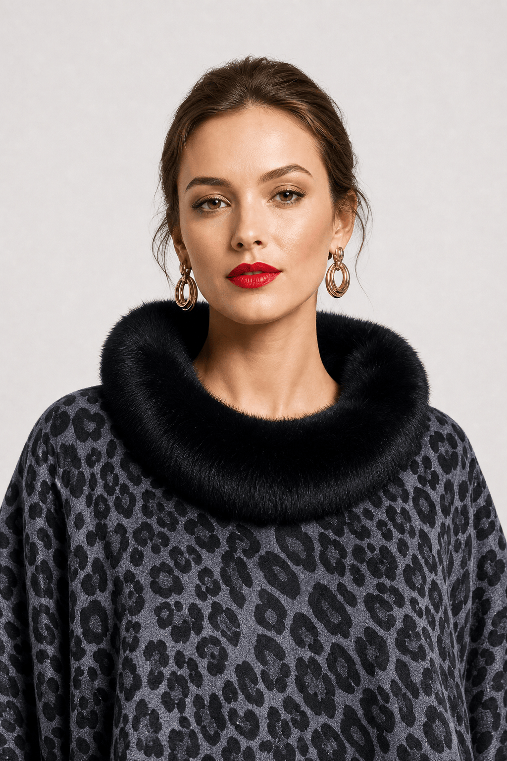Poncho Femme Léopard avec Fourrure