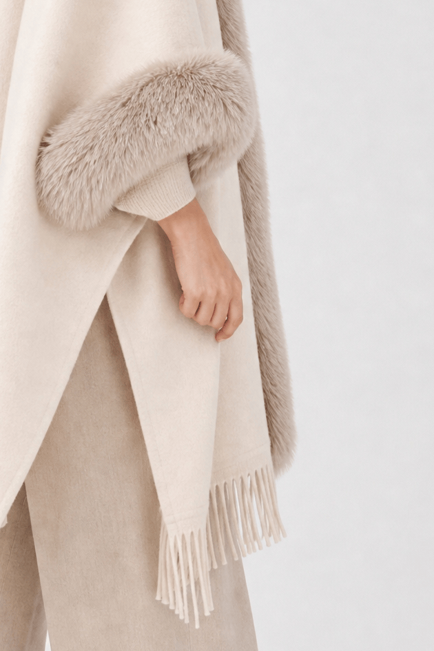 Poncho Femme Polaire à Capuche
