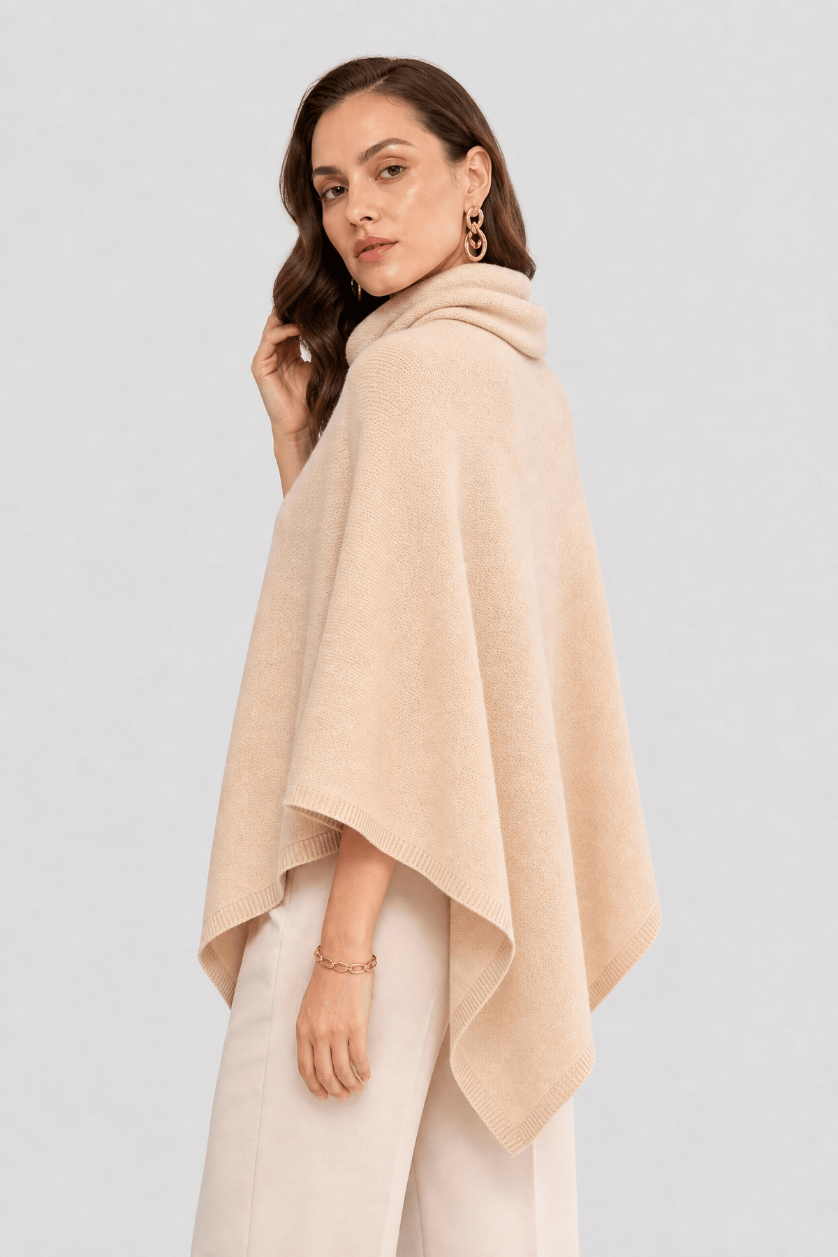 Poncho Laine Beige Col Roulé