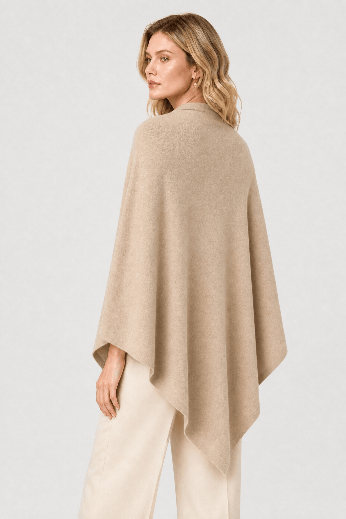 Poncho Pull Asymétrique Boutons
